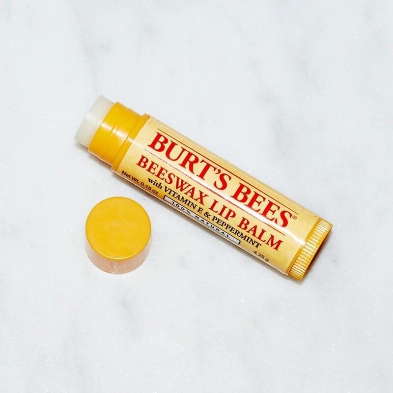 son dưỡng Burt’s Bee’s Beeswax Lip Balm 